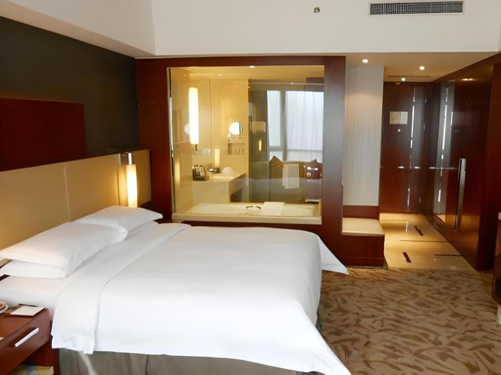 Kun Tai Glory Hotel Beijing Wangjing Exterior photo